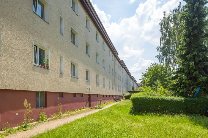 Sanierte 3 Zimmer Wohnung ab Ende August 2926 vermietbar in Berlin Pankow! — photo 1